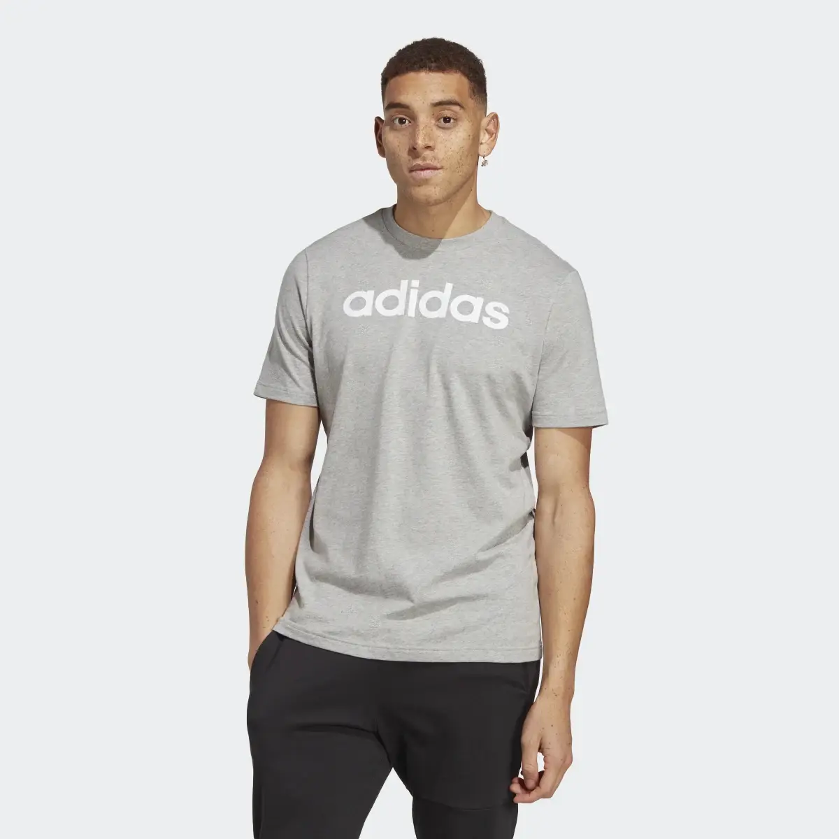 Adidas T-shirt Essentials Single Jersey Linear Embroidered Logo. 2