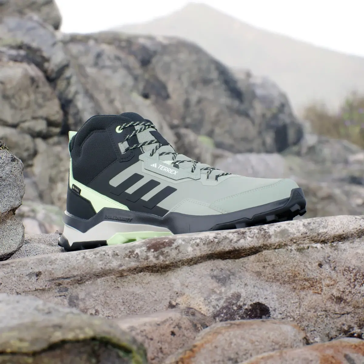 Adidas Chaussure de randonnée Terrex AX4 Mid GORE-TEX. 3