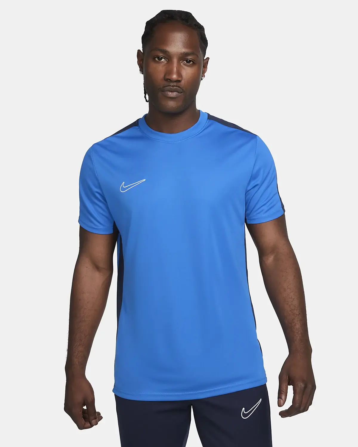 Nike Dri-FIT Academy. 1