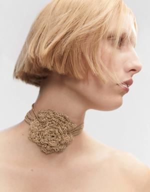 Collar flor crochet