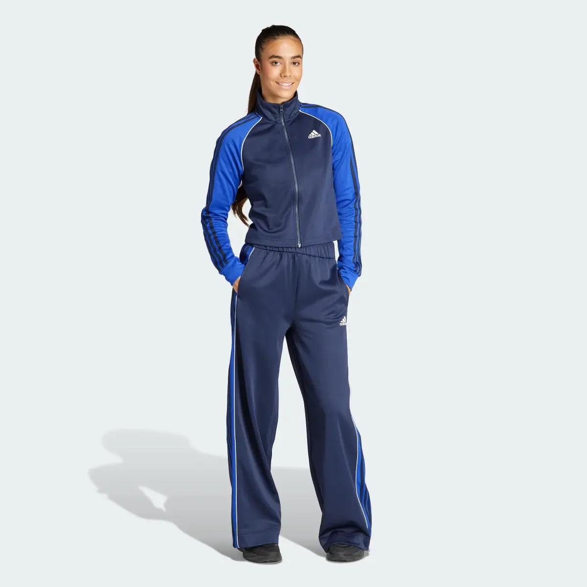 Adidas Track suit Teamsport. 2