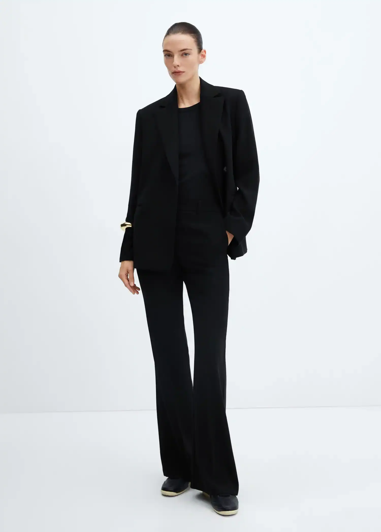 Mango Pantalon de tailleur évasé. 3