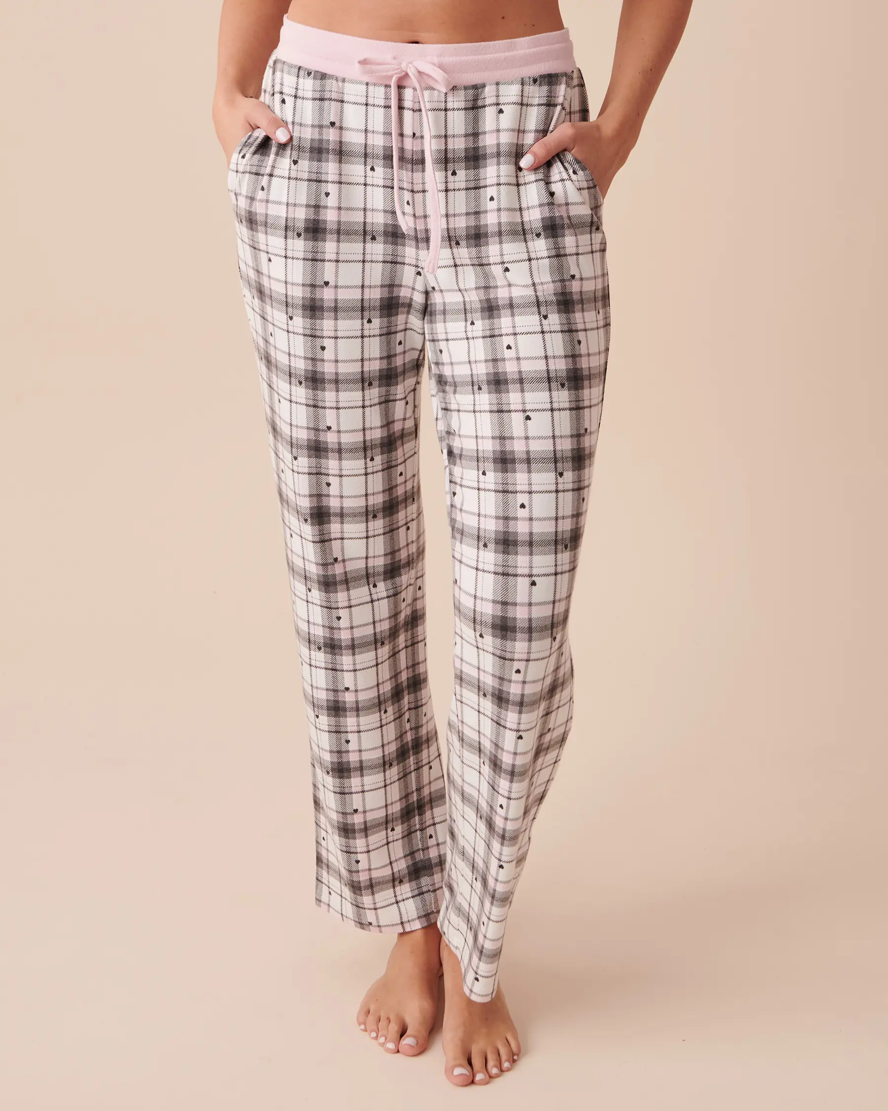 La Vie en Rose Recycled Fibers Plaid Pajama Pants. 1