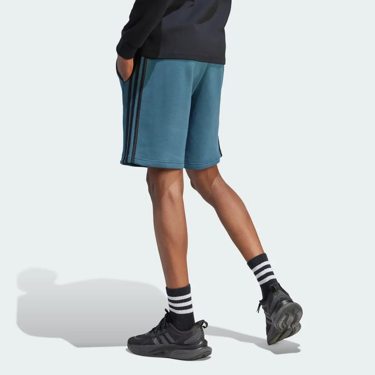 Adidas Essentials Fleece 3-Stripes Shorts. 2