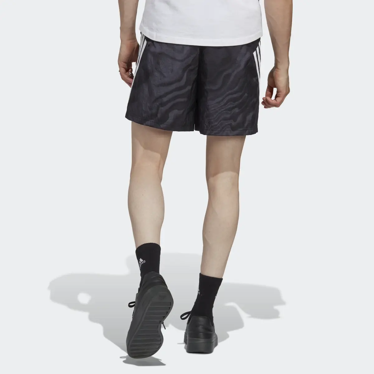 Adidas Shorts Estampados Future Icons. 2