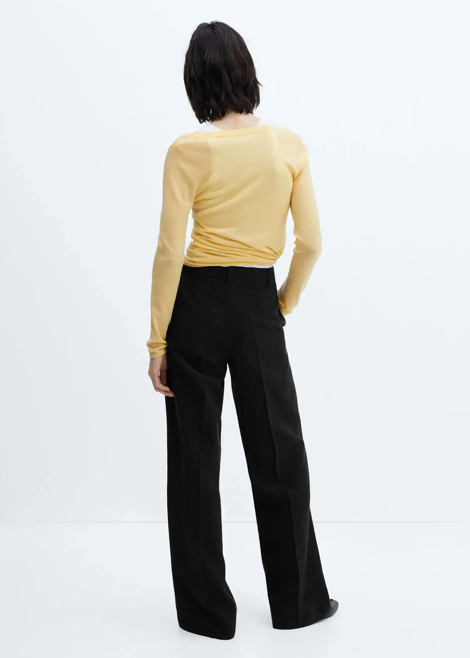 Mango Low-waist wideleg trousers. 3