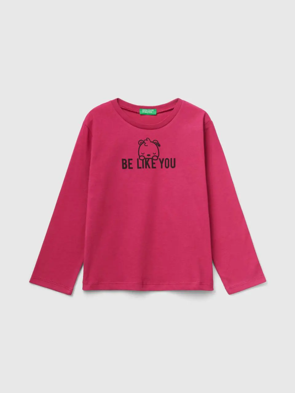 Benetton boxy fit t-shirt in 100% cotton. 1