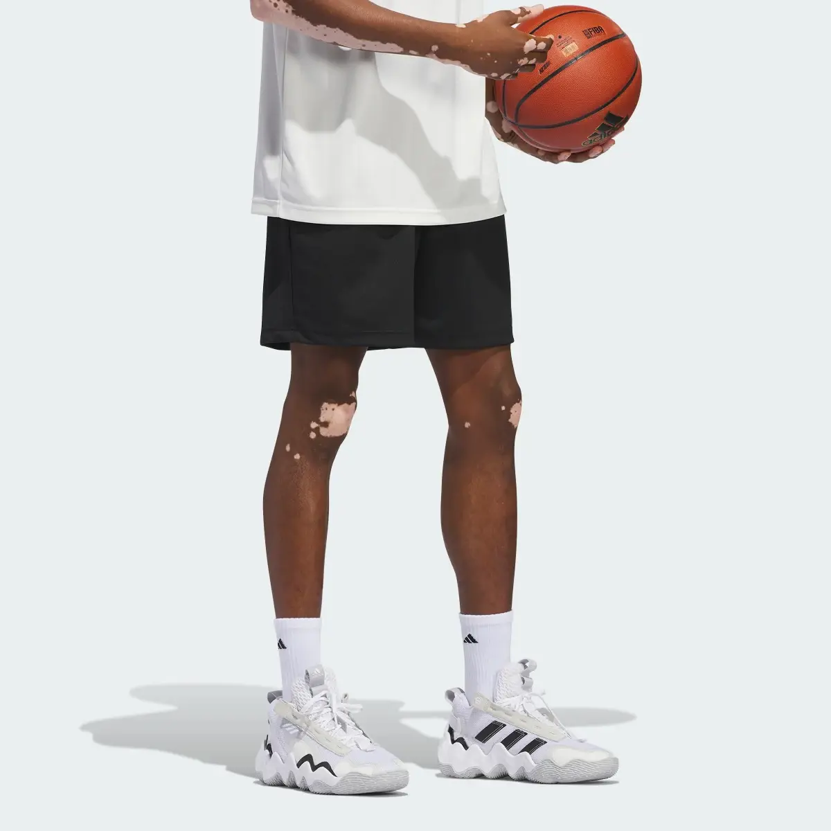 Adidas Legends Shorts. 3