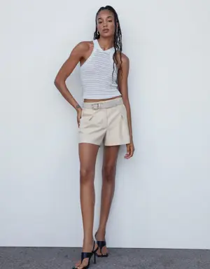 Pleated mid-rise shorts