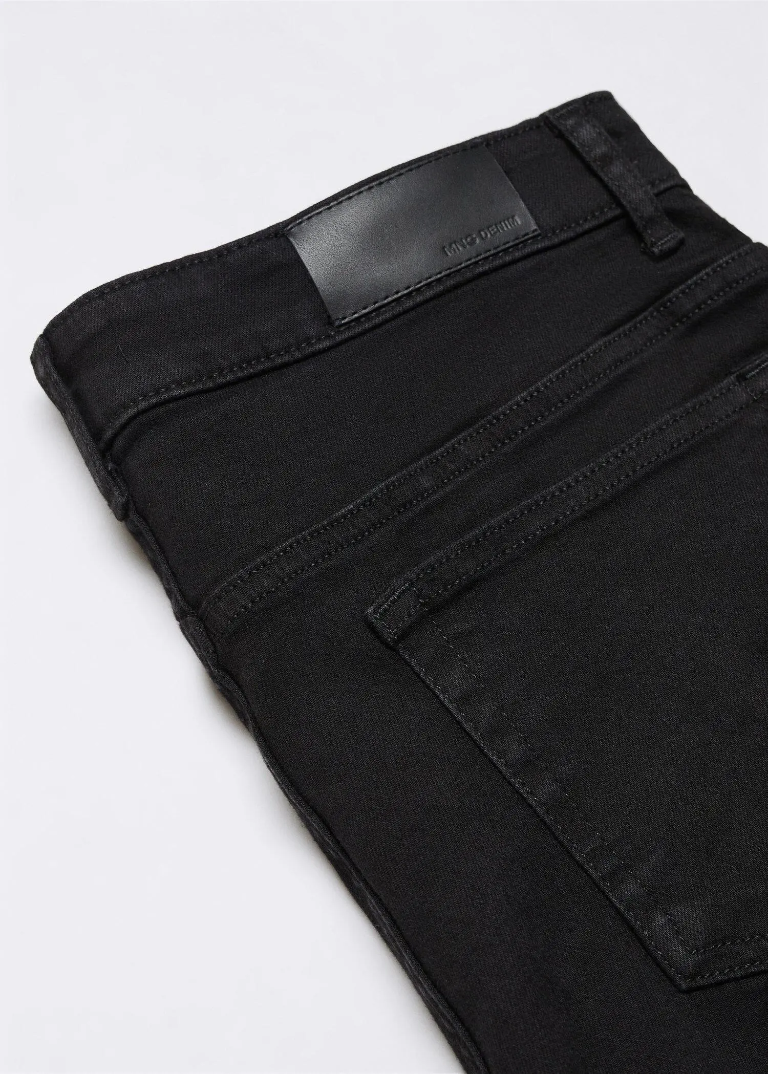 Mango Jeans Patrick slim fit Ultra Soft Touch. 2