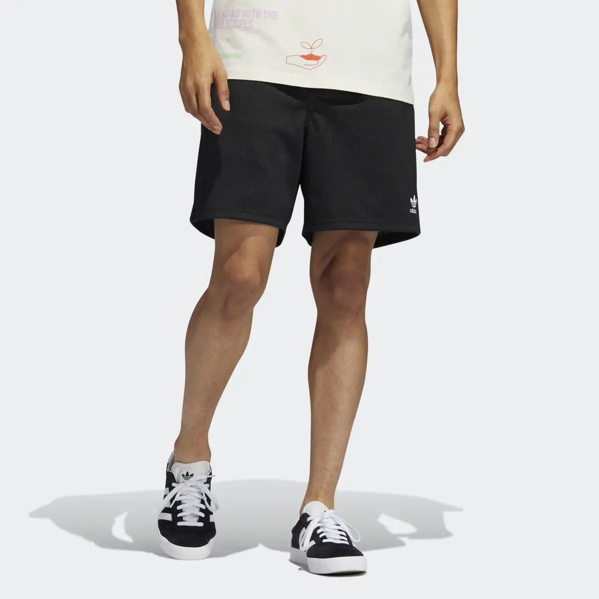 Adidas Essentials Mesh Shorts. 1