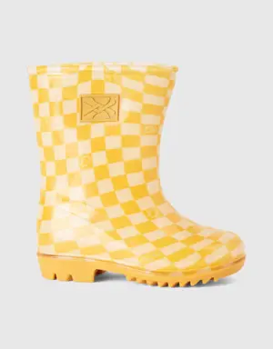 rubber rain boots