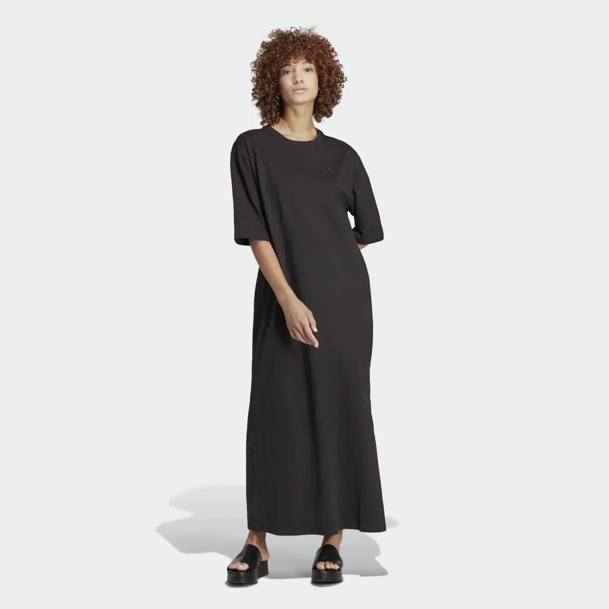 Adidas Premium Essentials Dress. 2