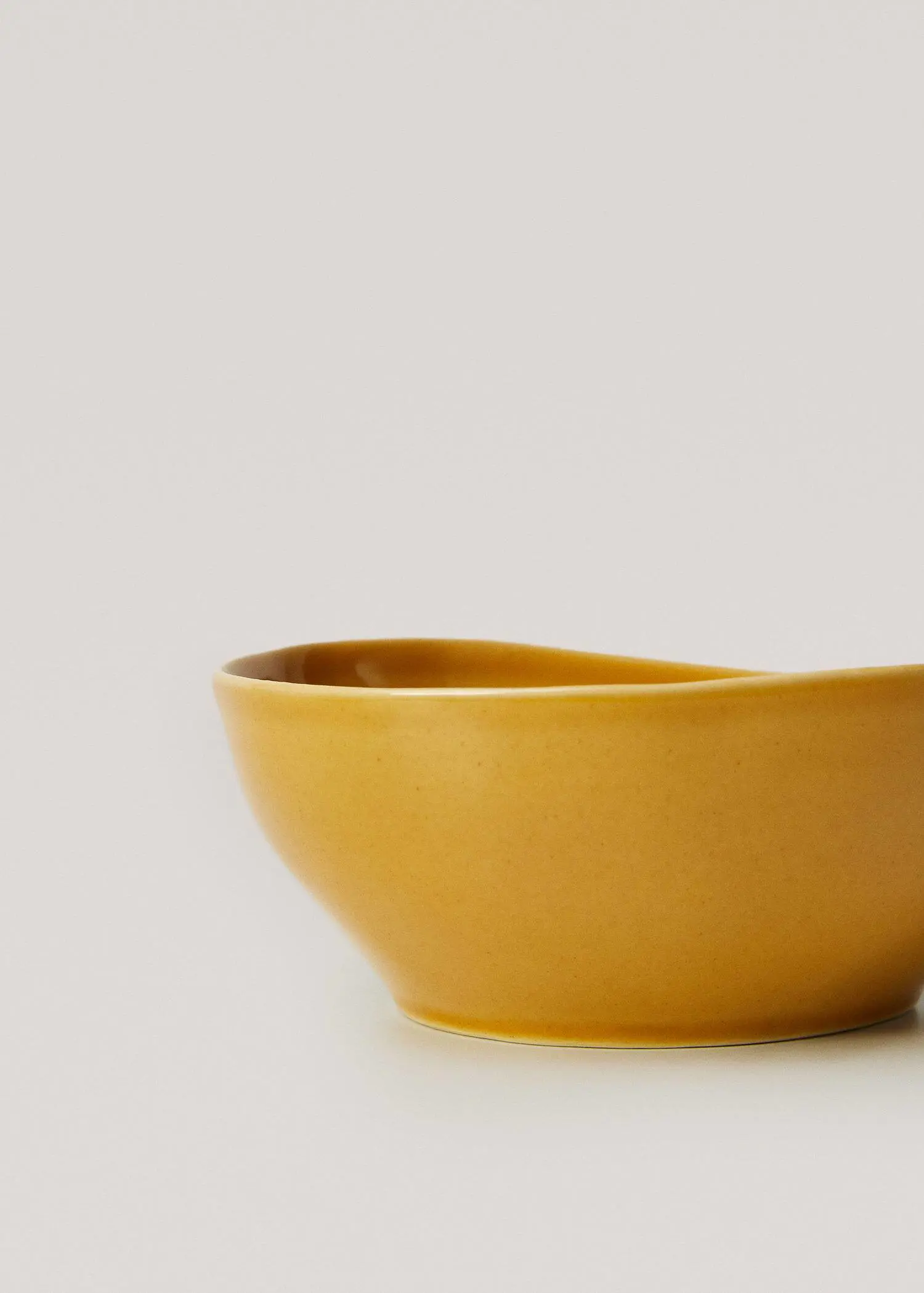 Mango Stoneware bowl. 2