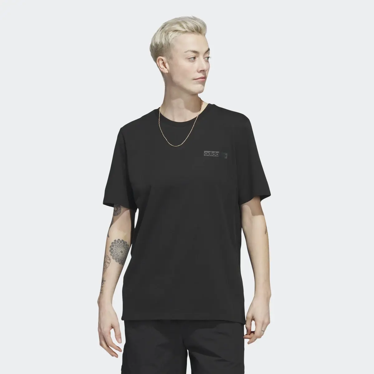 Adidas 4.0 Circle Tee. 2