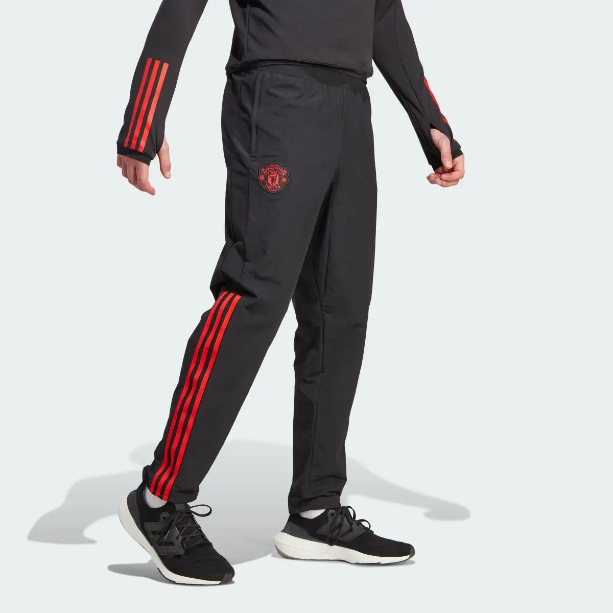 Adidas Manchester United Tiro 23 Presentation Tracksuit Bottoms. 1