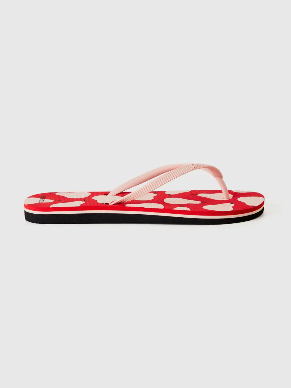 Benetton red flip flops with pear pattern. 1