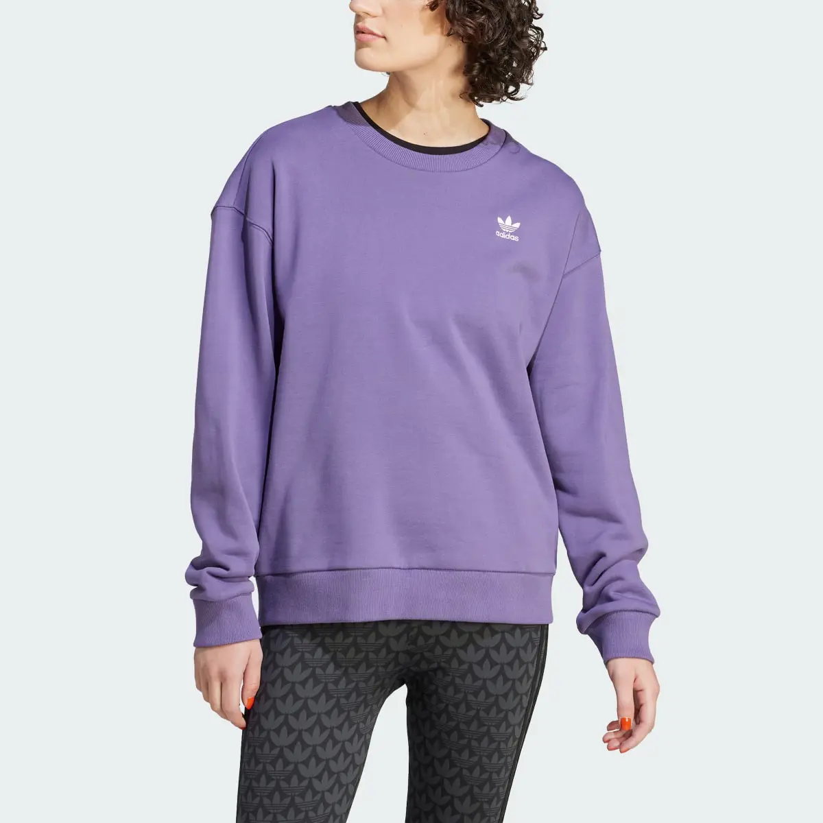 Adidas Sweatshirt. 1