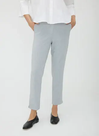 Kit And Ace Seymour Classic Cropped Pants. 1