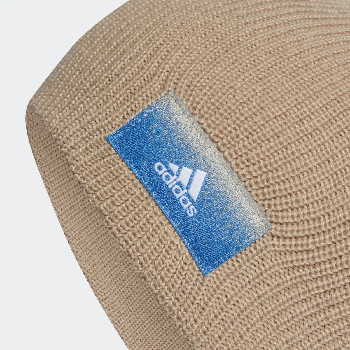 Adidas Czapka Essentials. 3