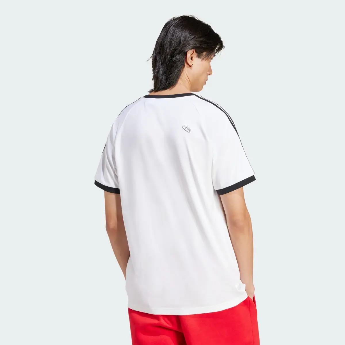 Adidas Playera Mickey Mouse x Originals 3 Franjas. 3