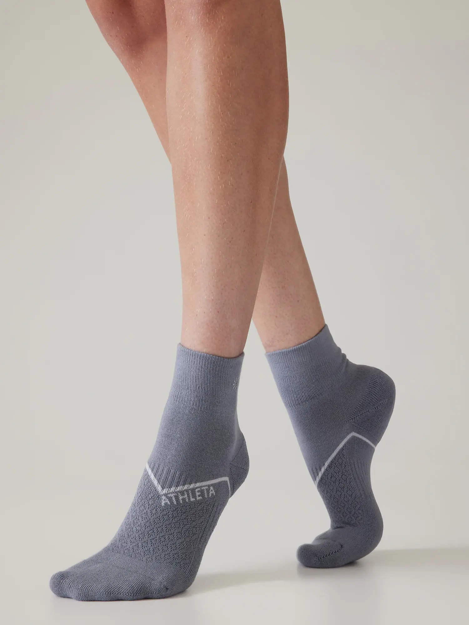 Athleta Everyday Quarter Crew Sock gray. 1