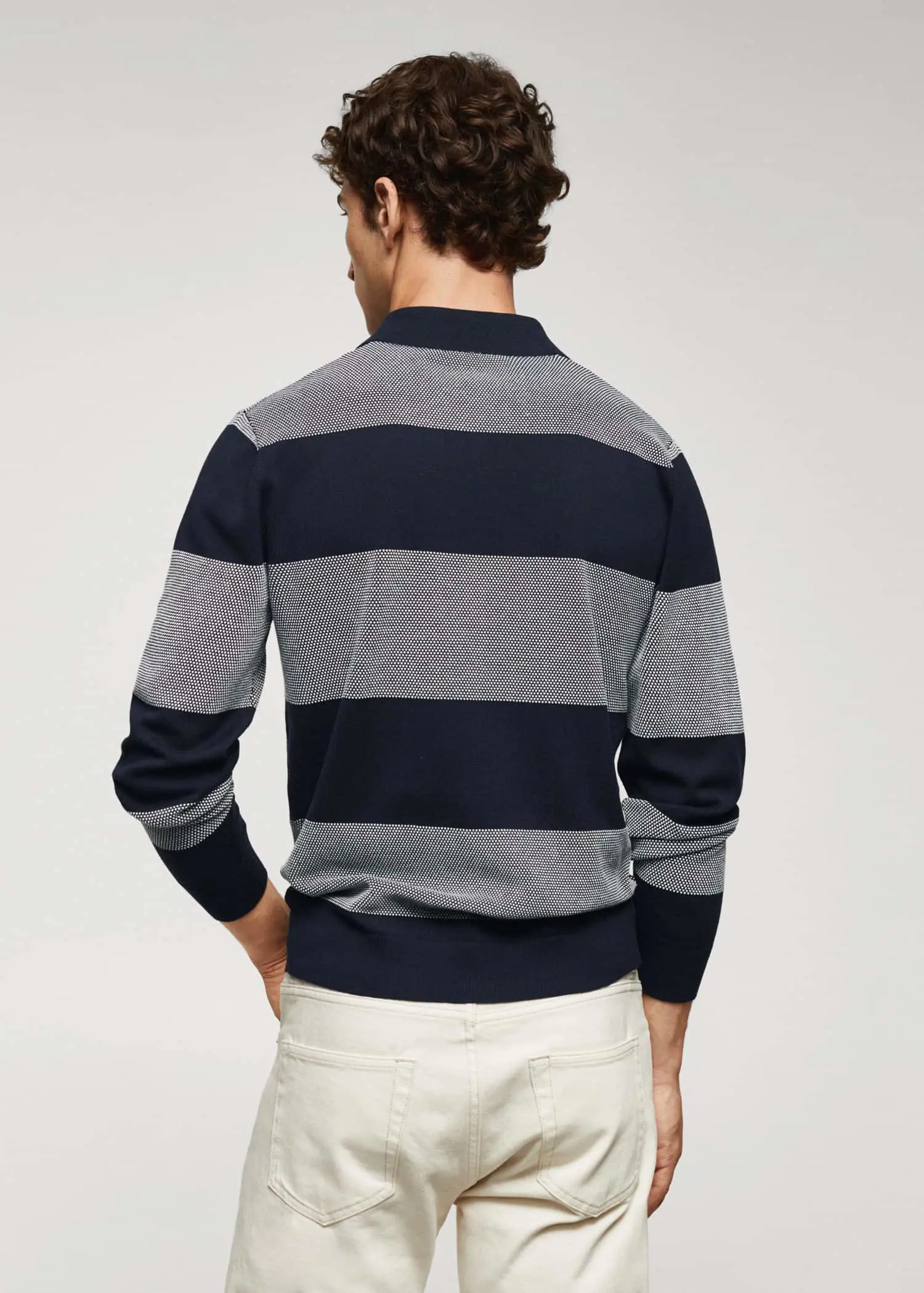 Mango Striped fine-knit polo shirt. 3