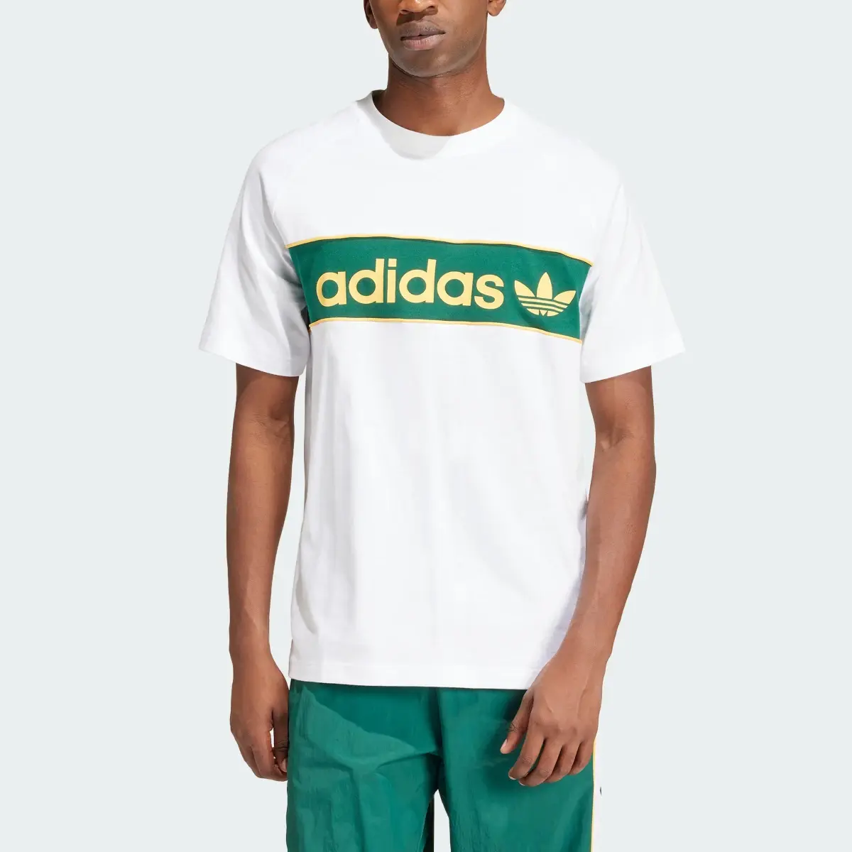 Adidas T-shirt Archive. 1