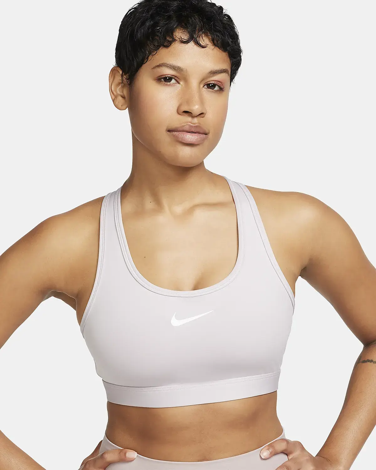 Nike Swoosh Medium Support. 1