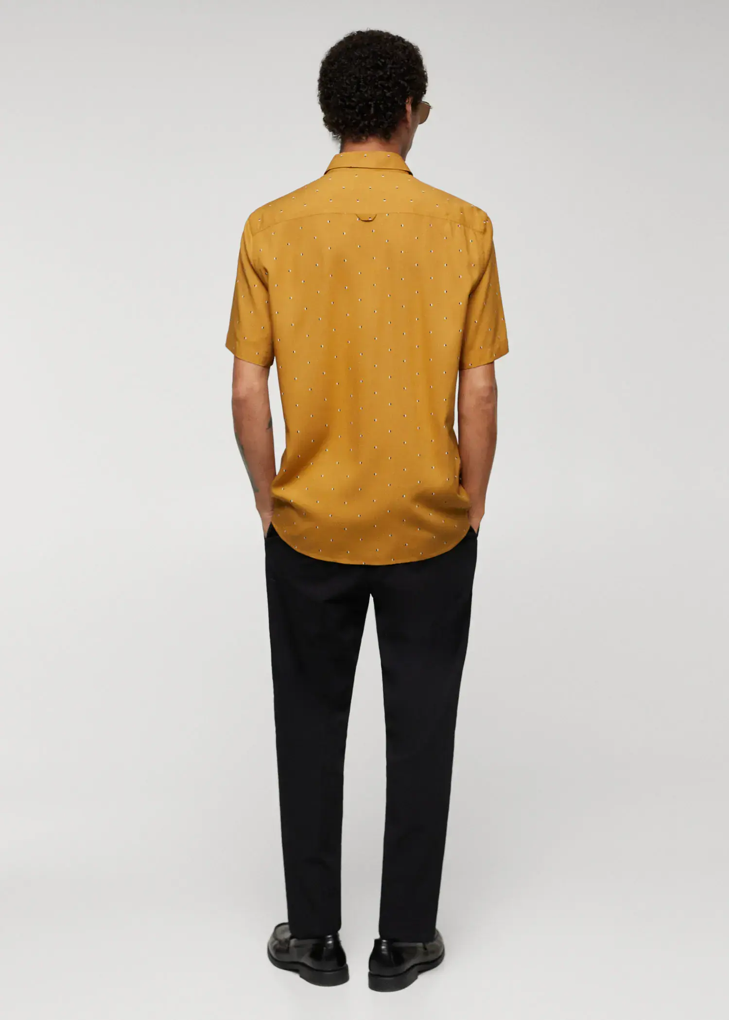 Mango Mirco-print short sleeve shirt. 3