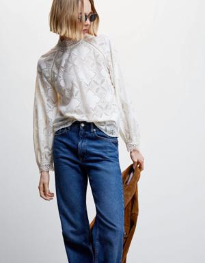 Puffed sleeves lace blouse