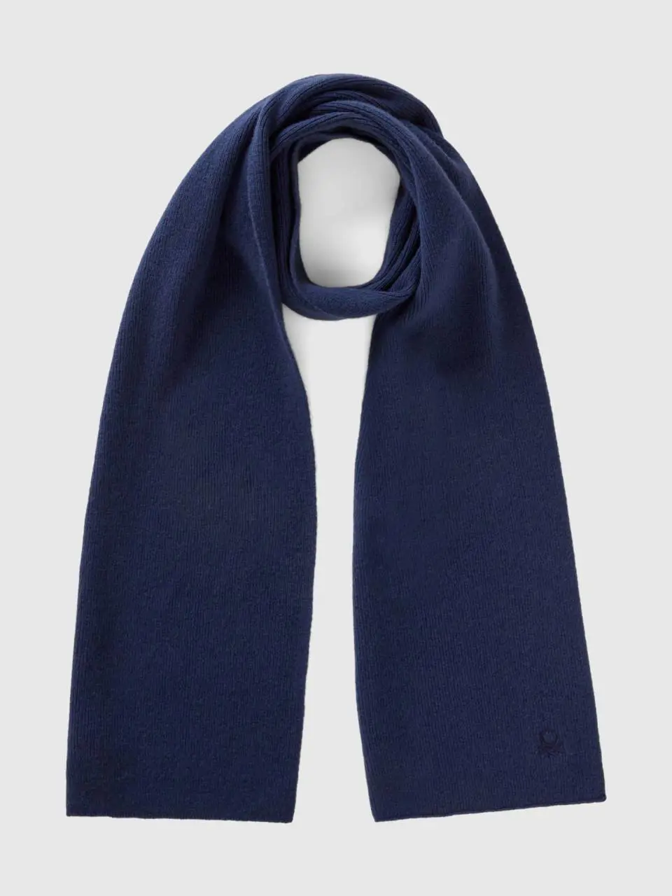 Benetton wool blend scarf. 1