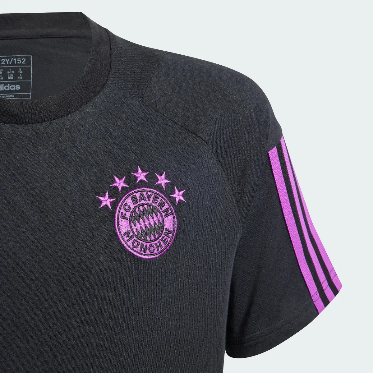 Adidas FC Bayern München Tiro 23 Cotton Kids T-Shirt. 3