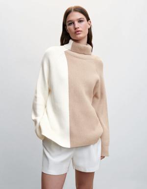 Two-tone turtleneck sweater