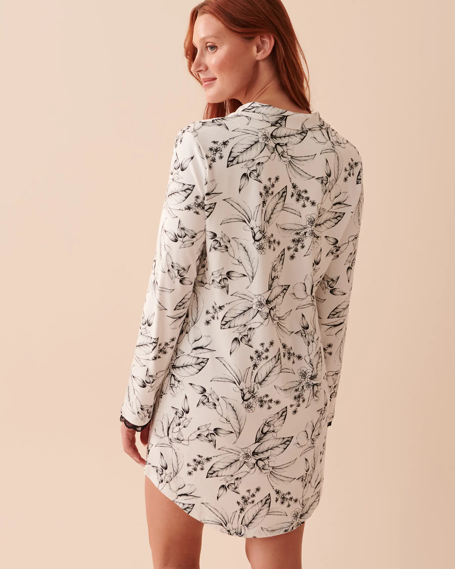 La Vie en Rose Winter Flowers Super Soft Sleepshirt. 2