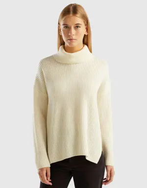 turtleneck with wide collar