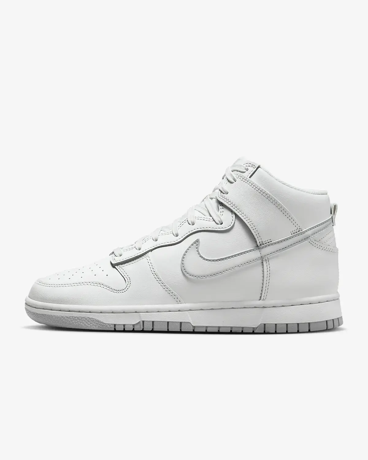 Nike Dunk High Retro. 1