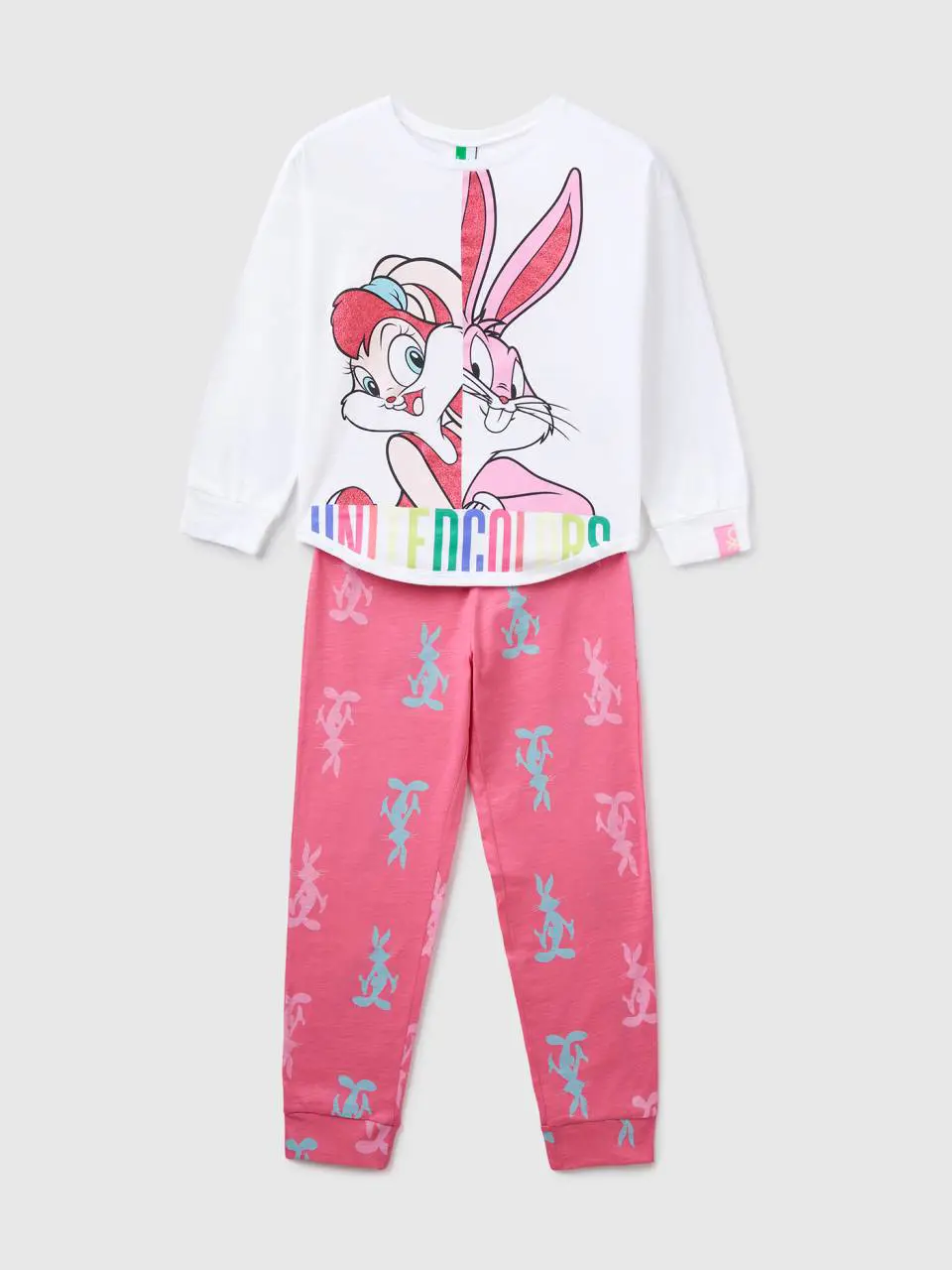 Benetton long bugs bunny & lola pyjamas. 1