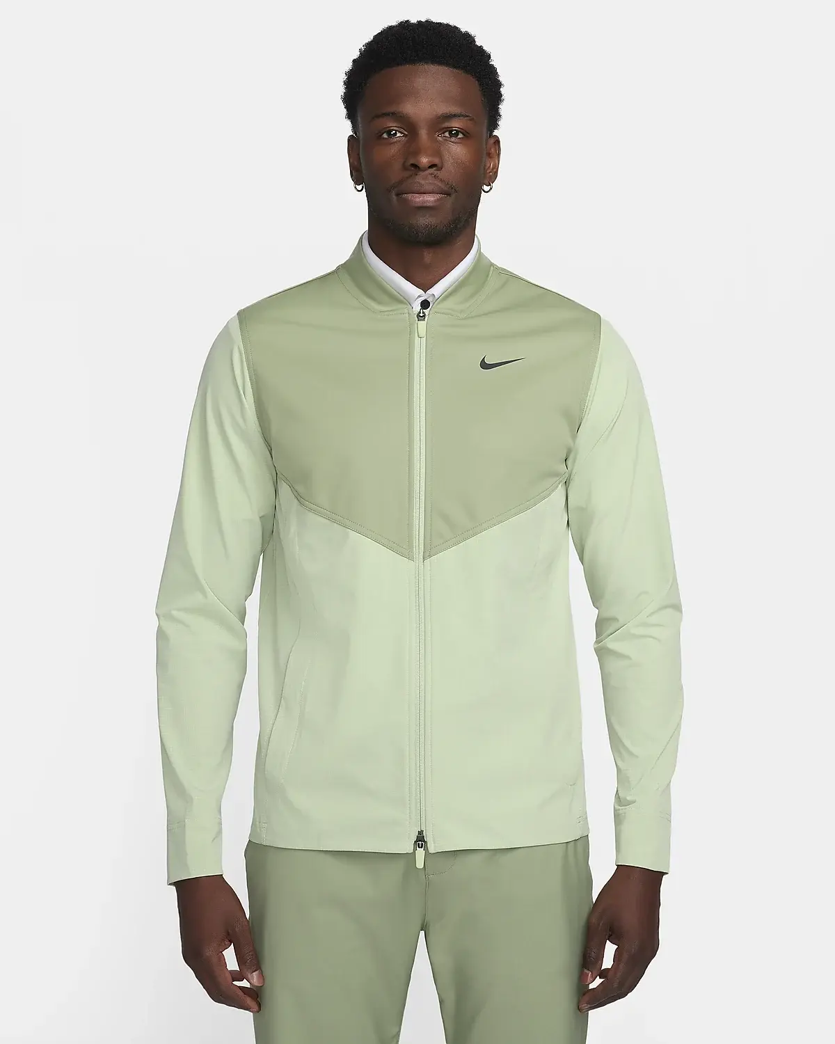 Nike Tour Essential. 1