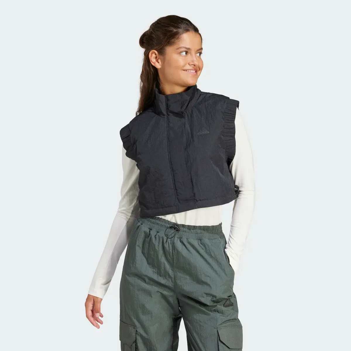 Adidas City Escape Crop Vest. 2