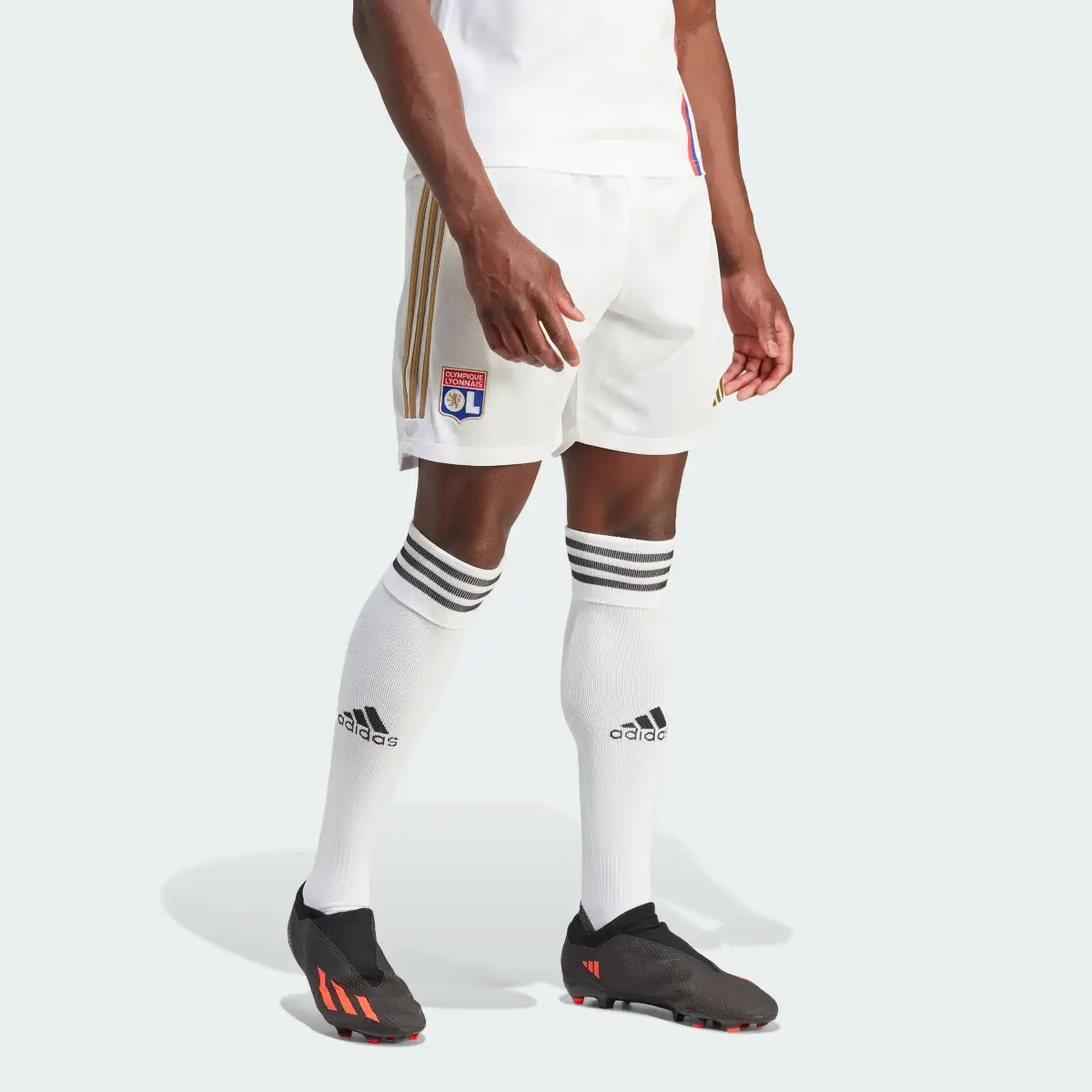 Adidas Pantalón corto primera equipación Olympique de Lyon 23/24. 1