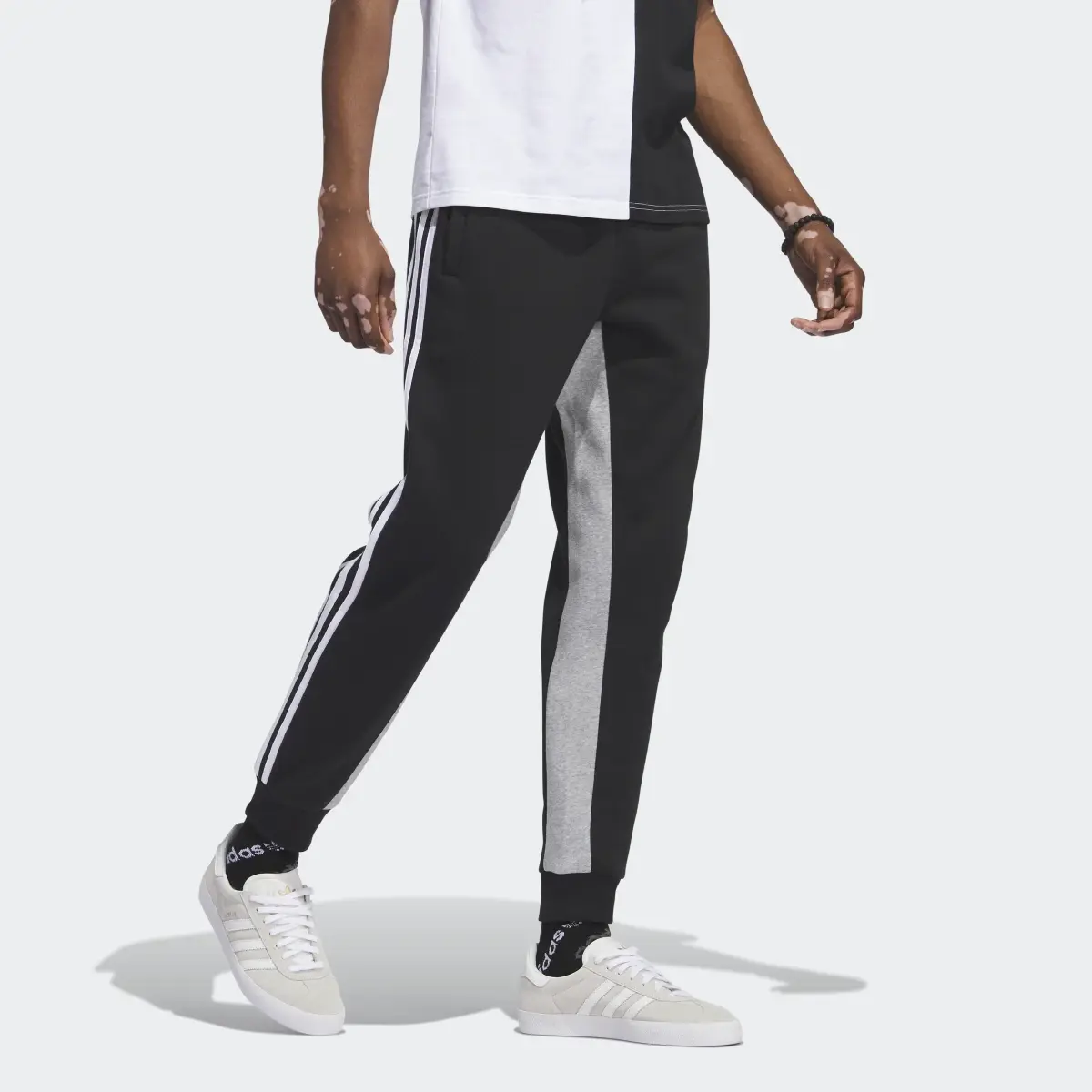 Adidas Blocked Fleece SST Pants. 3