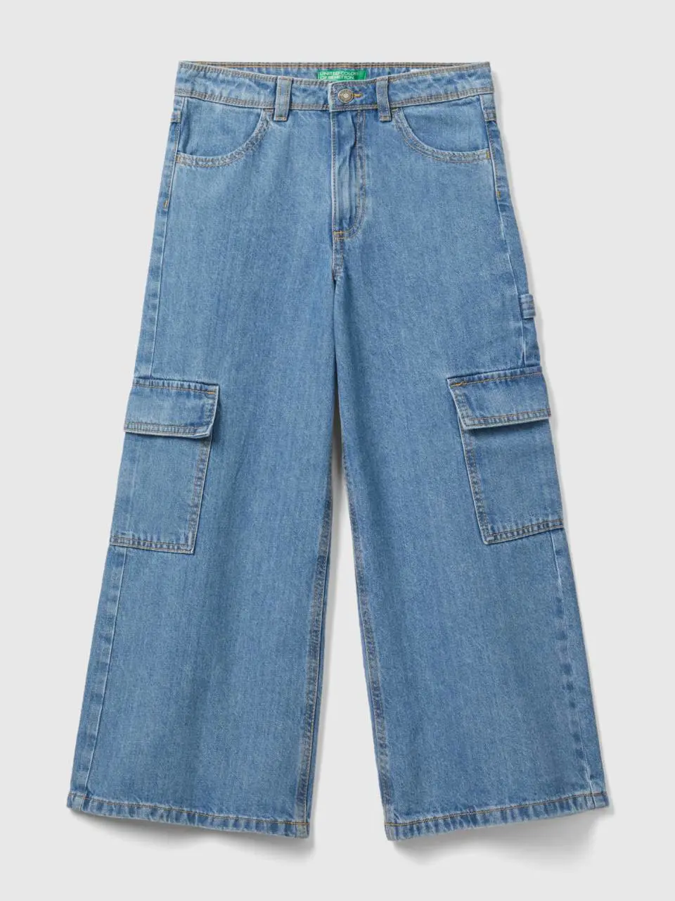 Benetton wide fit cargo jeans. 1