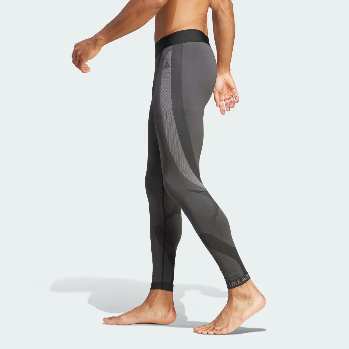 Adidas PRIMEKNIT Yoga Seamless Training 7/8 Tights. 2