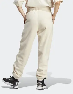 Adidas Essentials Fleece Joggers. 2