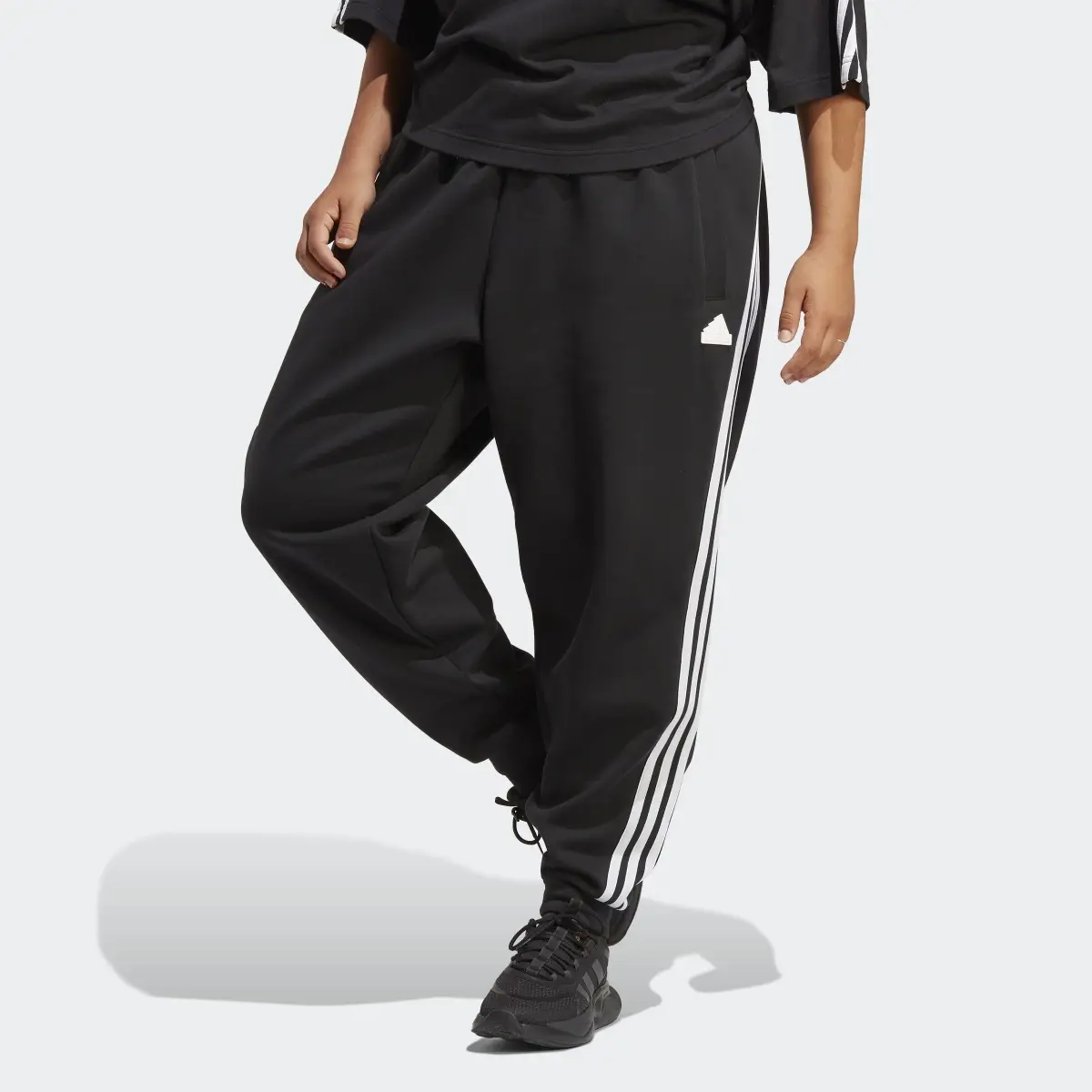 Adidas Pantaloni Future Icons 3-Stripes Regular (Curvy). 1