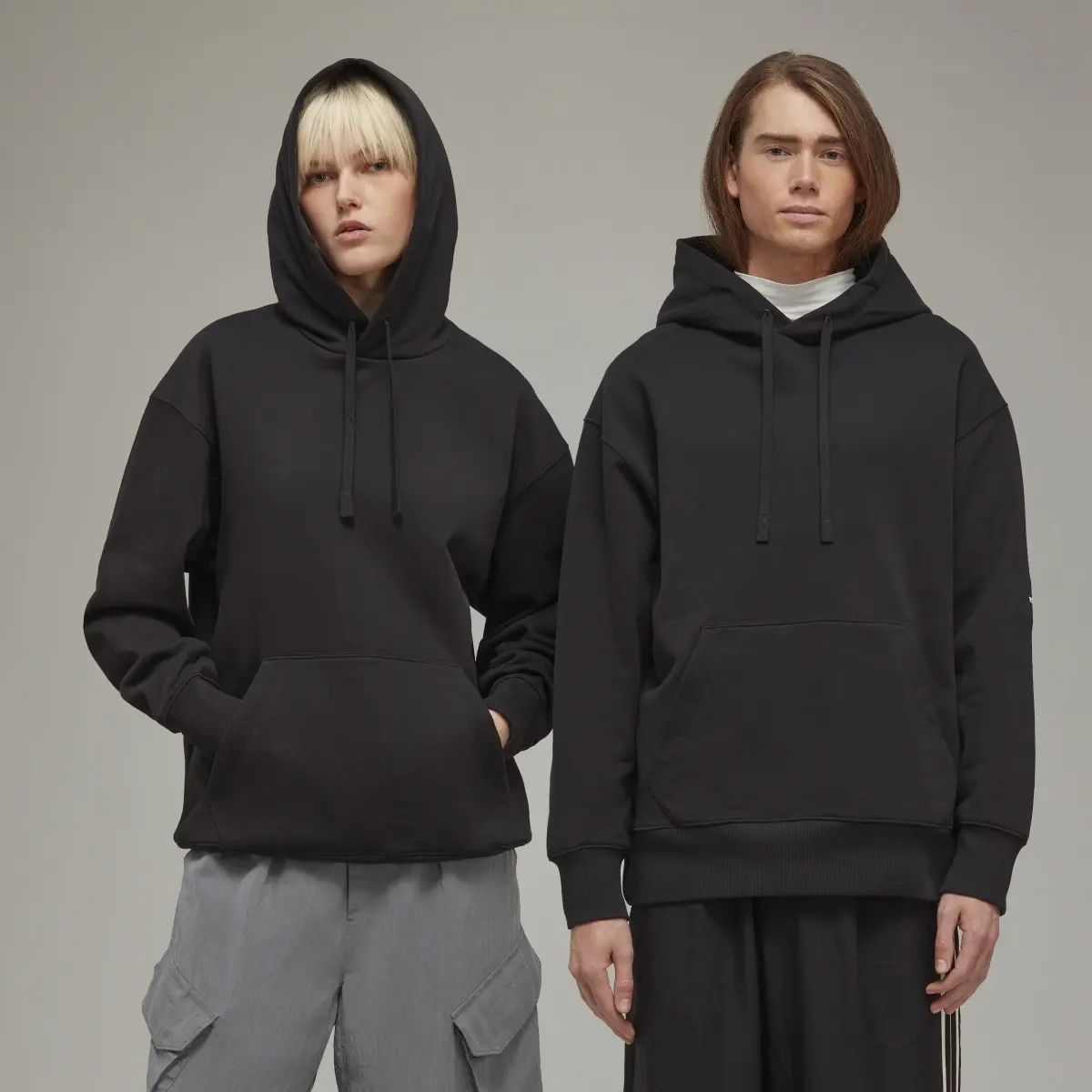 Adidas Sweat-shirt à capuche ras-du-cou en coton bio Y-3. 1