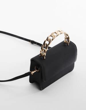 Bag with short chain handle