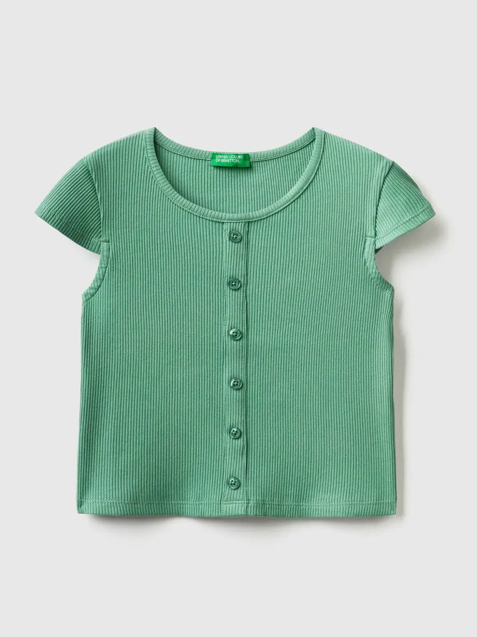 Benetton ribbed t-shirt with buttons. 1