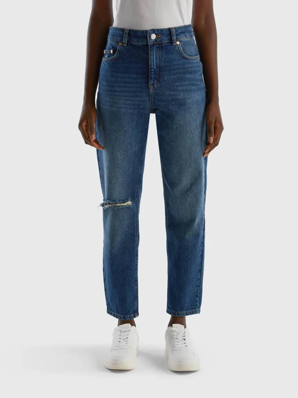 Benetton cropped high-waisted jeans. 1